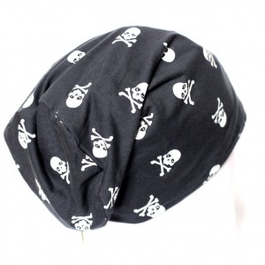 czapka dzianinowa czarna w czaszki