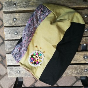 czapka damska szyta patchworkowo handmade z aplikacją w stylu boho