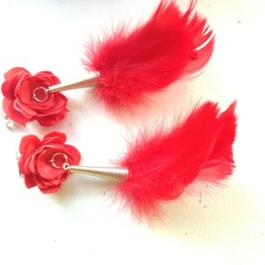 klipsy kwiaty i piór czerwone handmade