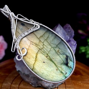 Niebiesko żółty Labradoryt, Srebrny wisiorek z Labradorytem, ręcznie wykonany, prezent dla niej, prezent dla mamy, prezent urodzinowy,