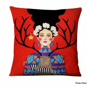 poszewka na poduszkę z wizerunkiem kobiety