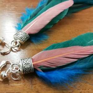 klipsy pióra lekkie wiosenne boho