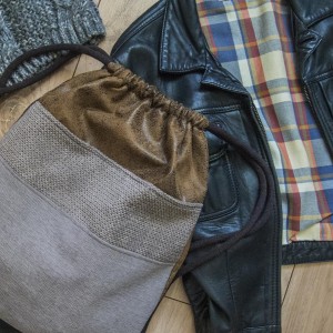 Brązowy skórzany plecak worek