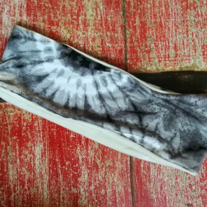 opaska sportowa w farbowanych brązach wiosenna