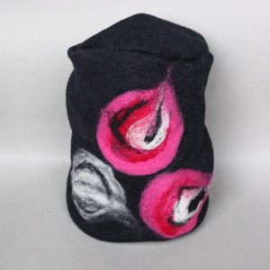 czapka handmade czesanką filcowane czapki wełniane X1