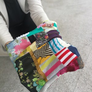 komin patchworkowy na podszewce miękki, miły