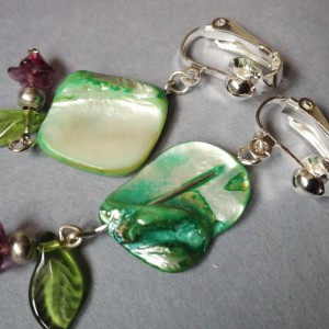 klipsy krótkie lekkie zielone folk