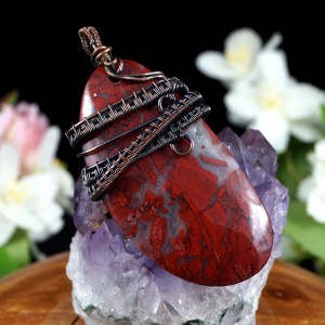 Jaspis brekcjowy, Miedziany wisior z jaspisem, ręcznie wykonany, prezent dla niej, prezent dla mamy, prezent urodzinowy, biżuteria autorska