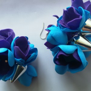 kolczyki pankowe kwiaty i kolce