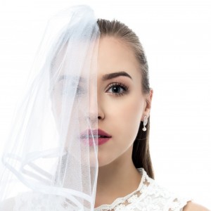 Srebrne ażurowe kolczyki z perłą naturalną