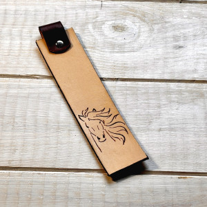 Skórzana zakładka do książki z koniem