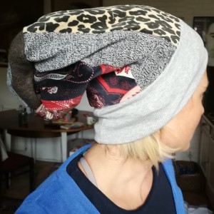 czapka damska patchworkowa smerfetka