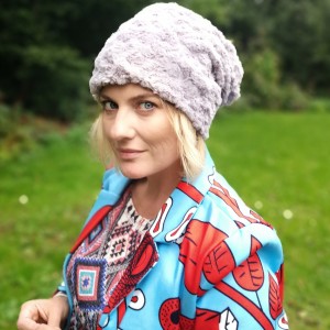 czapka kolor szary miękkie sztuczne futerko