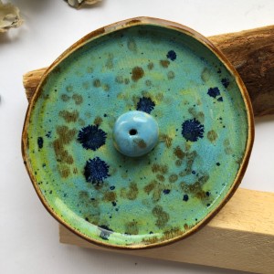 PALOLOPULI podstawka na kadzidełko