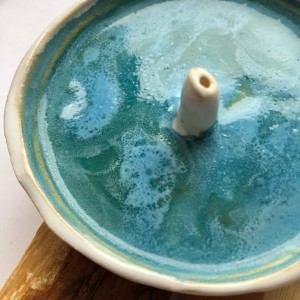 PALOLOPULI podstawka na kadzidełko