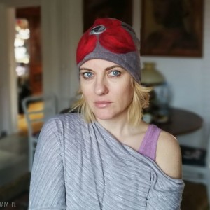 czapka damska wełniana szara z kwiatem