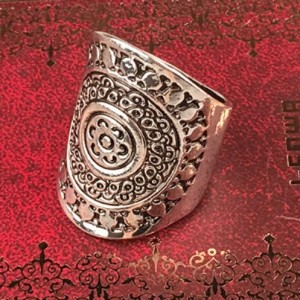 pierścionek haftowany orientalny w stylu boho handmade