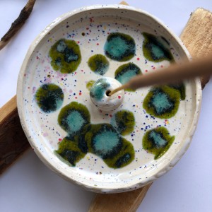 PALOLOPULI podstawka na kadzidełko