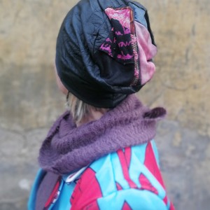 capka damska skoropodobna czarna