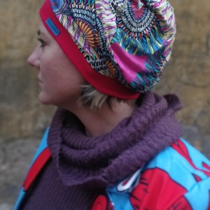 capka damska energetyczna kolorowa