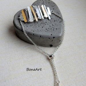 Delikatna bransoletka "ze stoperem", łatwa do zakładania