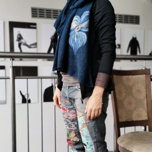 szal wełniany granat