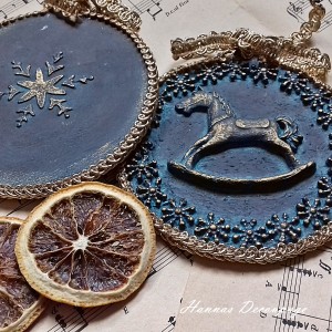 Bombki/zawieszki z konikiem