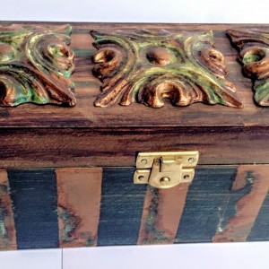 038,PUDEŁKO NA DROBIAZGI LUB HERBATĘ