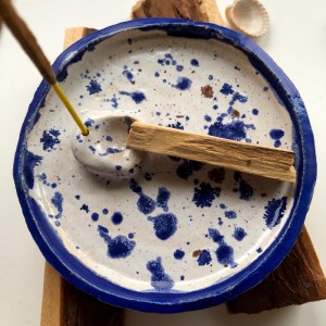 PALOLOPULI podstawka na kadzidełko i palosanto