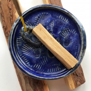 PALOLOPULI podstawka na kadzidełko i palosanto