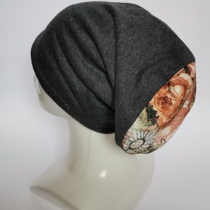 Czapka damska na podszewce