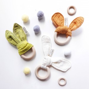 drewniany gryzak, gryzak z drewna, ringi drewniane, gryzak z uszami