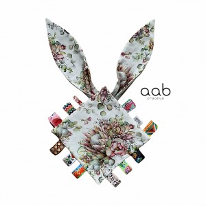 Szmatka sensoryczna z uszkami Kwiaty (398448)