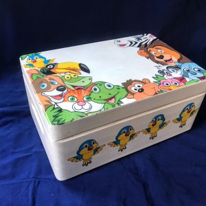 040,Skrzynka/ pudełko  - małe zoo