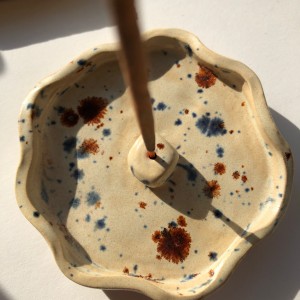 PALOLOPULI podstawka na kadzidełko