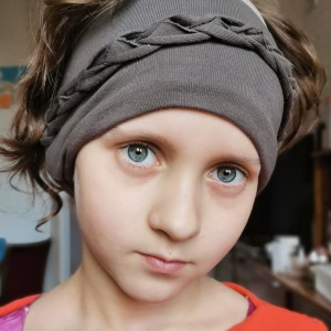 dzianinowa  opaska dziecięca 3 - 4lata