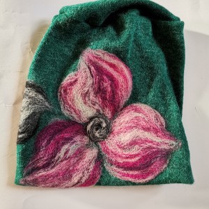 czapka welniana na podszewce