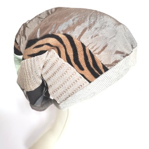 Czapka damska szyta patchworkowo smerfetka