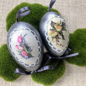 061,Jajka,pisanki w pudełku