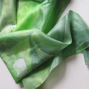 Jedwabna chusta Konwaliowa malowana