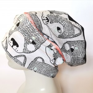 Czapka damska  wiosenna