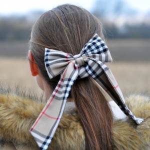 Burberry Styl Beżowa Kokarda do Włosów