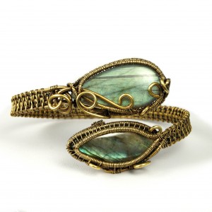 Labradoryt i mosiądz, Mosiężna bransoletka z labradorytami ręcznie wykonana, prezent dla niej prezent dla mamy, prezent urodzinowy biżuteria