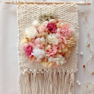 Dekoracja ścienna do pokoiku dziecka makatka biedronka kwiaty wianek