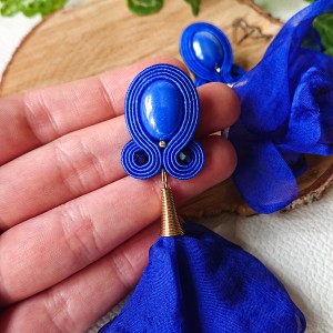 KOBALTOWE SZTYFTY SUTASZ Z SZYFONOWYMI KWIATKAMI