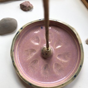 PALOLOPULI podstawka na kadzidełko