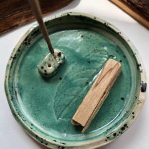 PALOLOPULI podstawka na kadzidełko