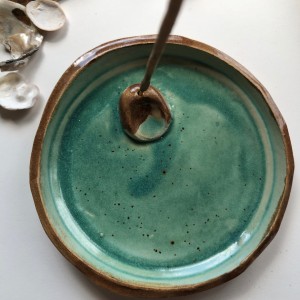 PALOLOPULI podstawka na kadzidełko