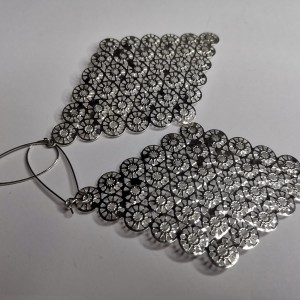 Kolczyki długie lekkie ażurowe blachy