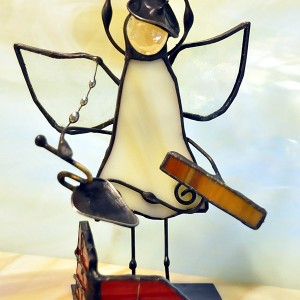 Aniołek witrażowy 3D  z murarz